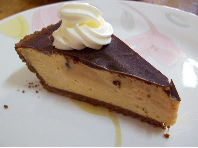 No-Bake Chocolate-Peanut Butter Pie